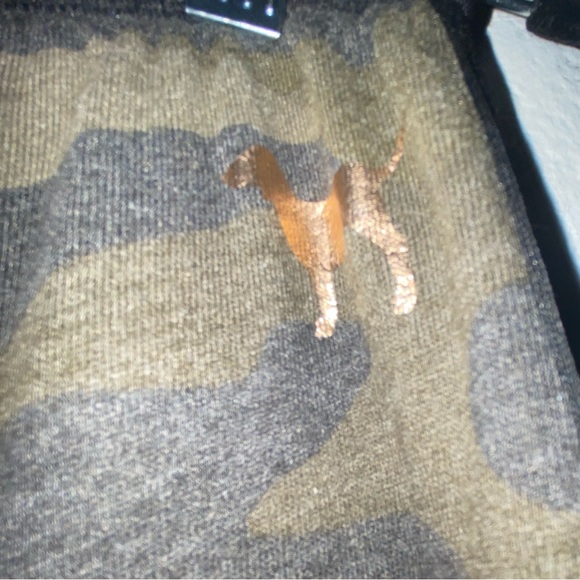 VICTORIA'S SECRET PINK Gold Bling Sequin Classic Sweatpant Green Camo L - Picture 6 of 9